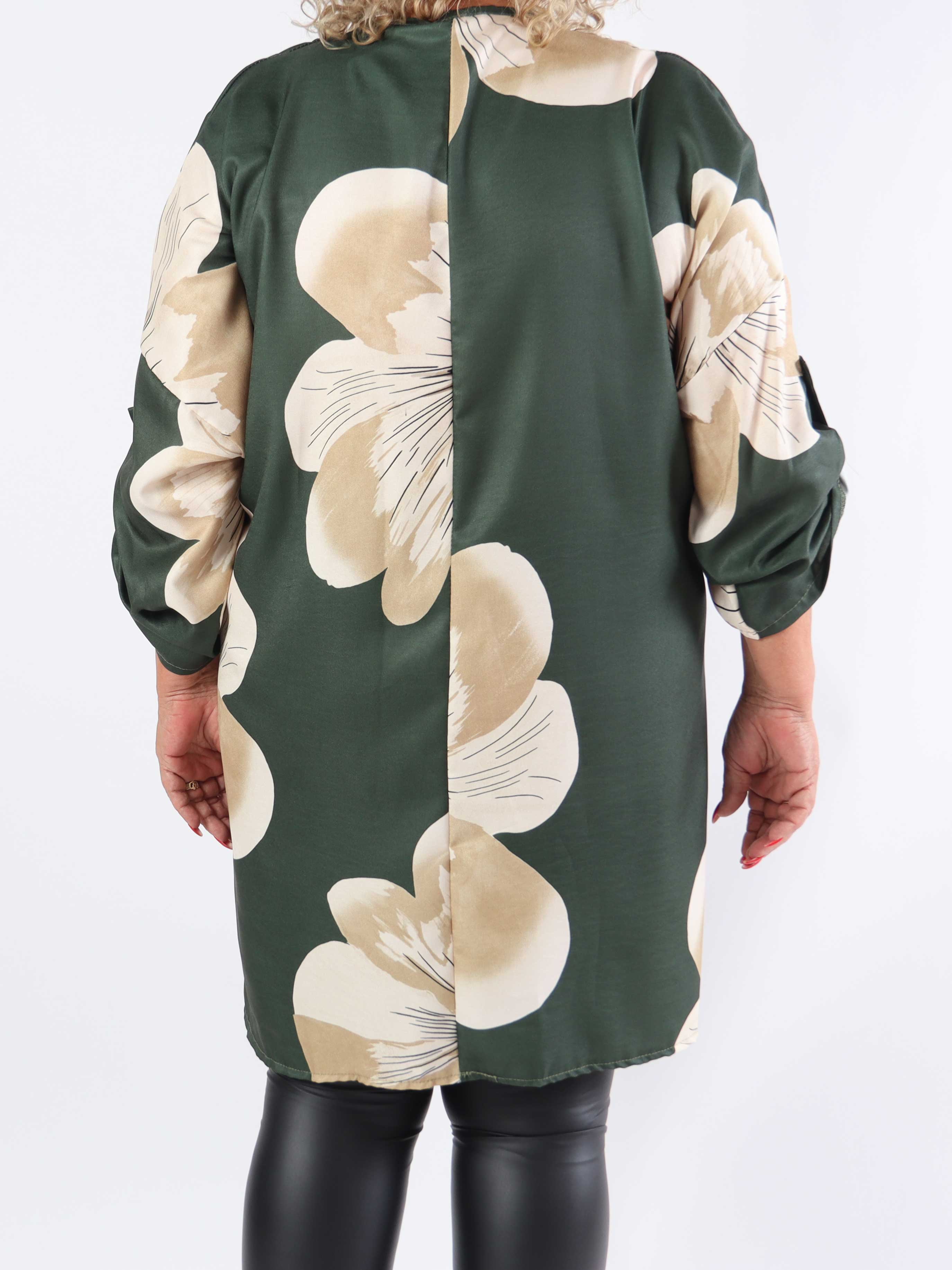 Aya L/S - Plus size kjole i viskose med blomster